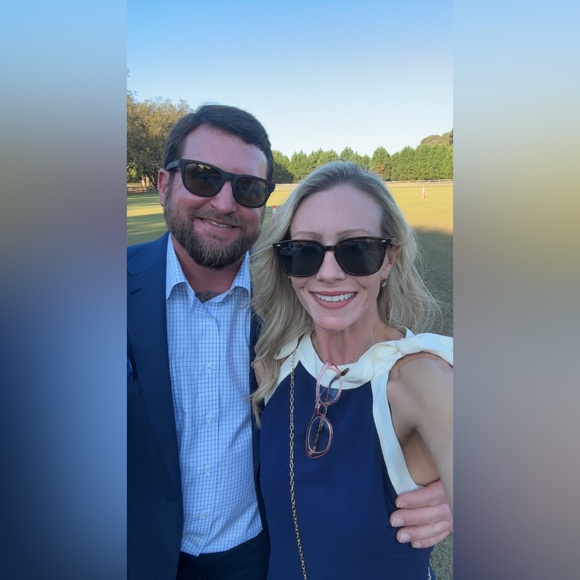 Meet your Posher, Allison - Picture 2 of 6